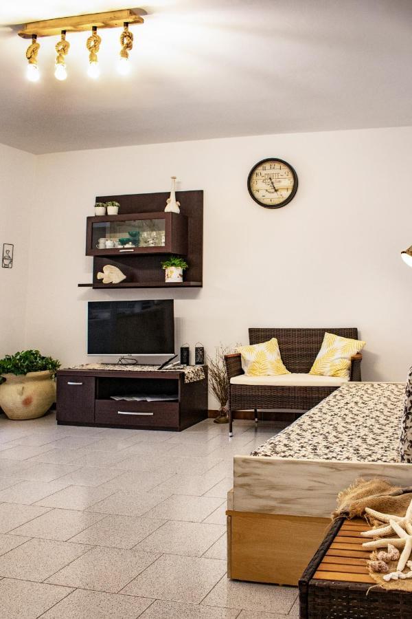 Casa Elena Apartment ปอร์โตสกูโซ ภายนอก รูปภาพ